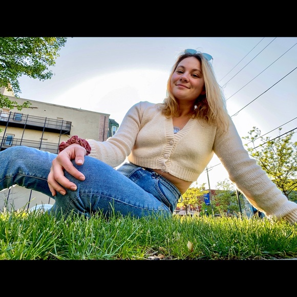 Meet your Posher, Sarah - Picture 1 of 1